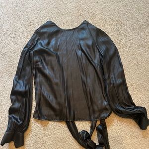 Do+Be Open Black Top